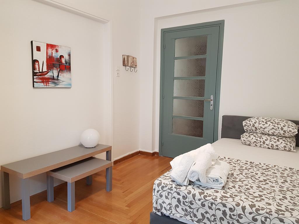 Errathens Apartments - Athens Center Екстер'єр фото