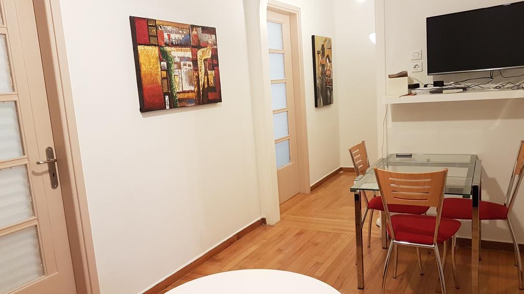 Errathens Apartments - Athens Center Екстер'єр фото