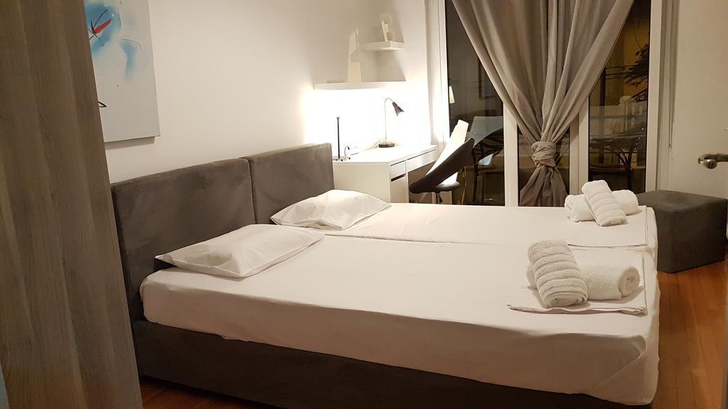 Errathens Apartments - Athens Center Екстер'єр фото